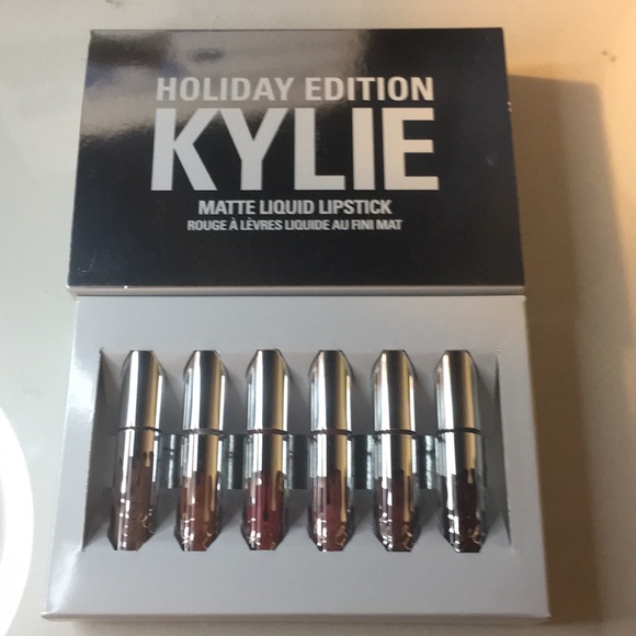 Kylie cosmetics Holiday Collection mini mattes - Picture 2 of 4